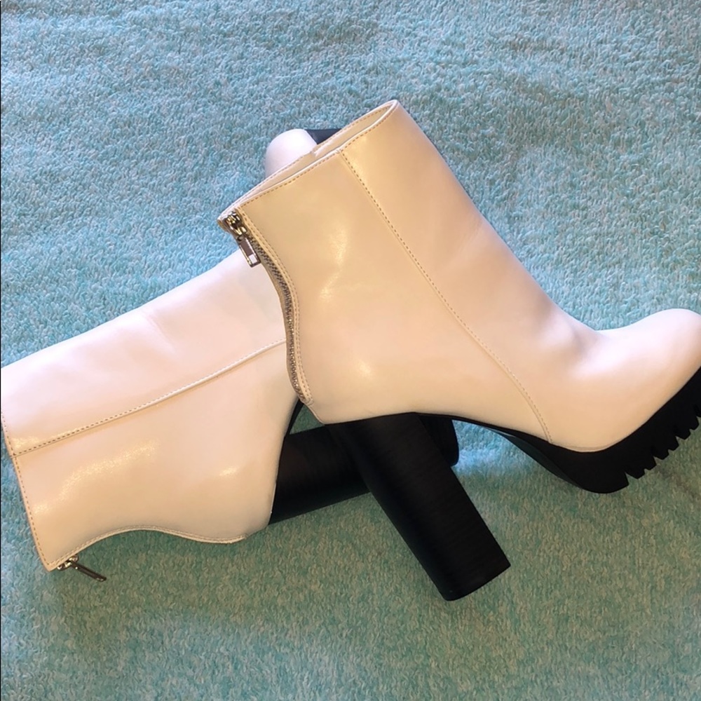 Fashion Nova Heeled Boots💫